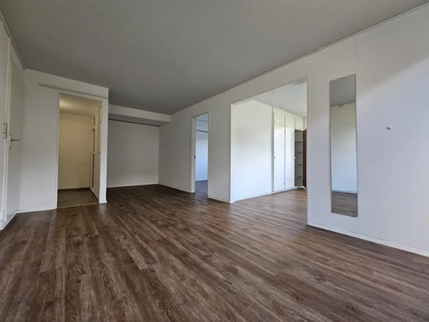 Bright office / practice or studio premises in a quiet environment - Photo 1 of 7