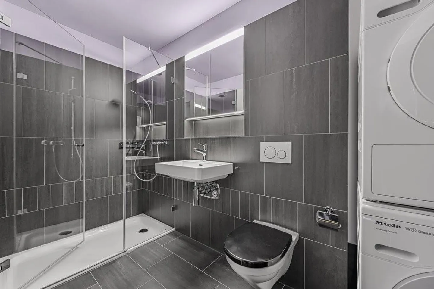 Appartamento moderno con vantaggi esclusivi e fascino urbano - Foto 4 di 12