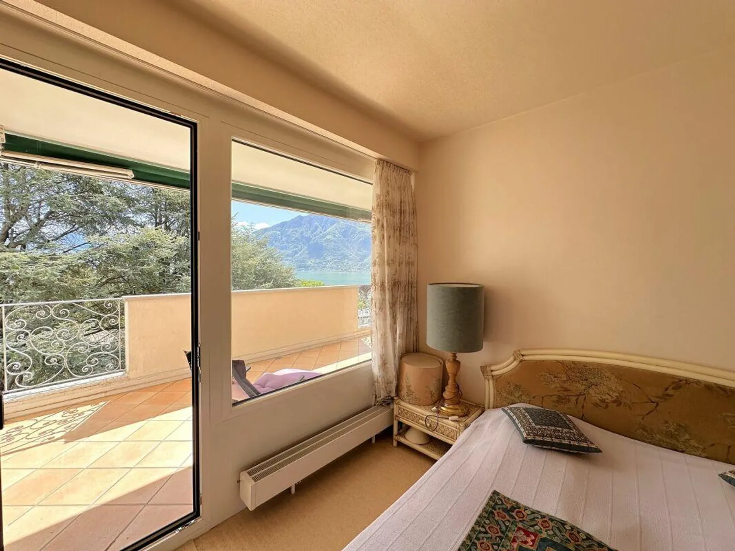 Fabelhafte Penthouse mit Seeblick in Muralto - Foto 12 von 18