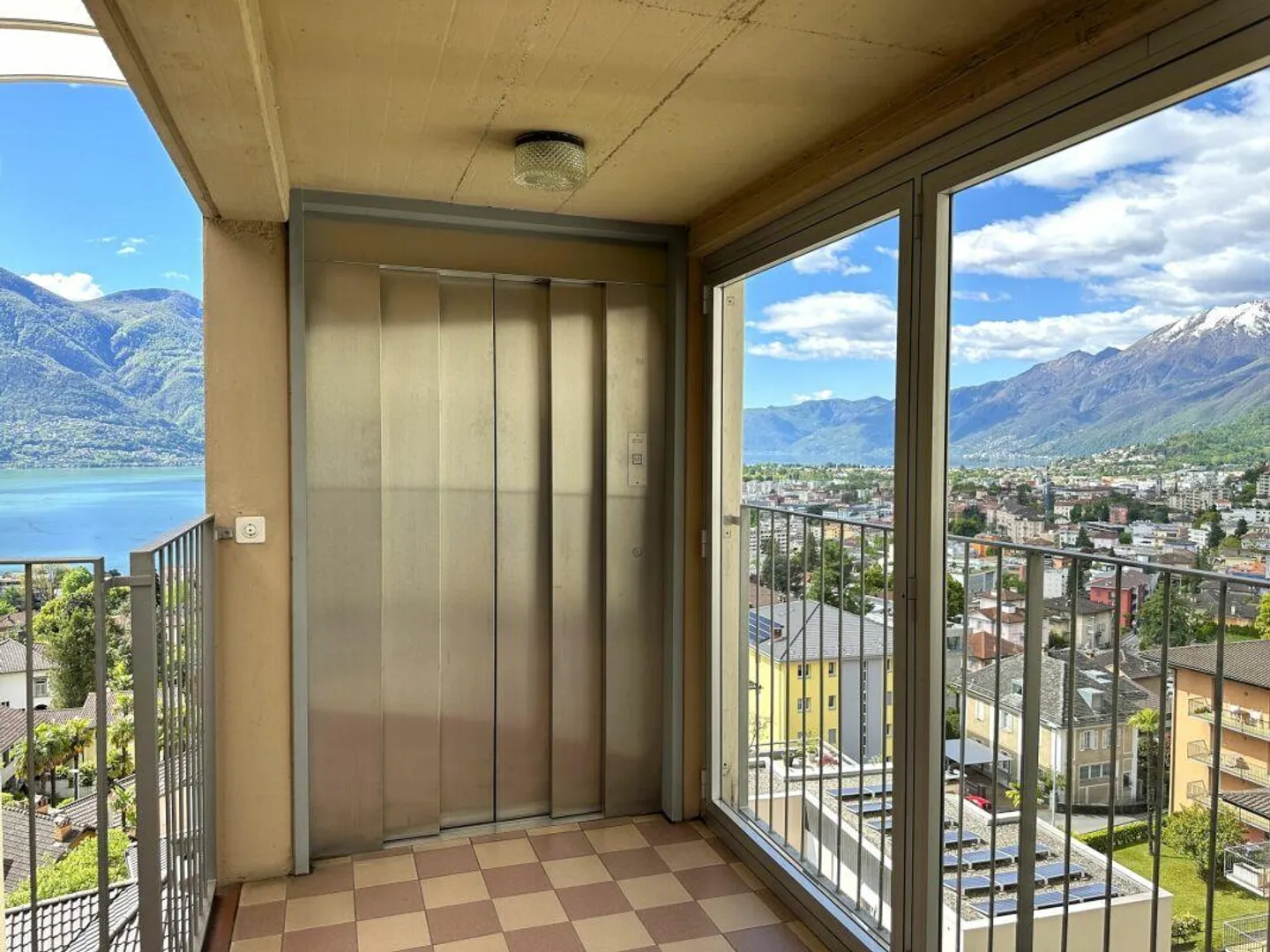 Fabelhafte Penthouse mit Seeblick in Muralto - Foto 17 von 18