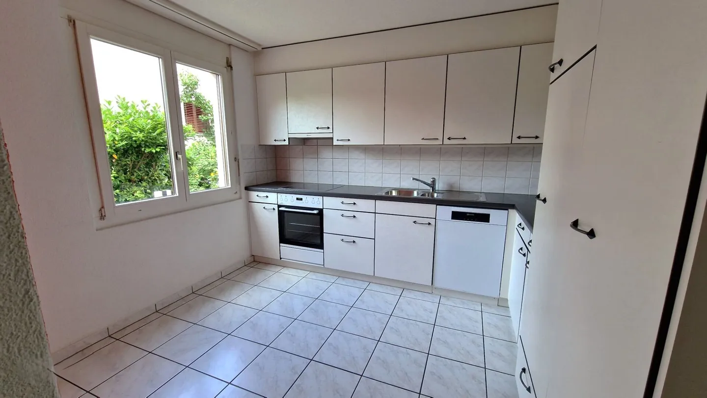 Quiet, bright and spacious - Photo 8 of 19