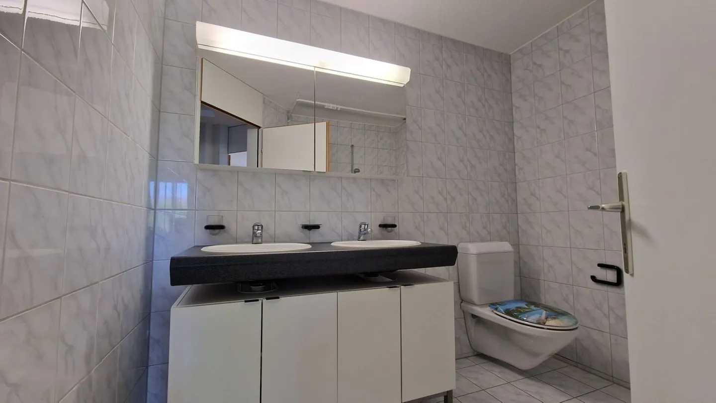 Quiet, bright and spacious - Photo 10 of 19