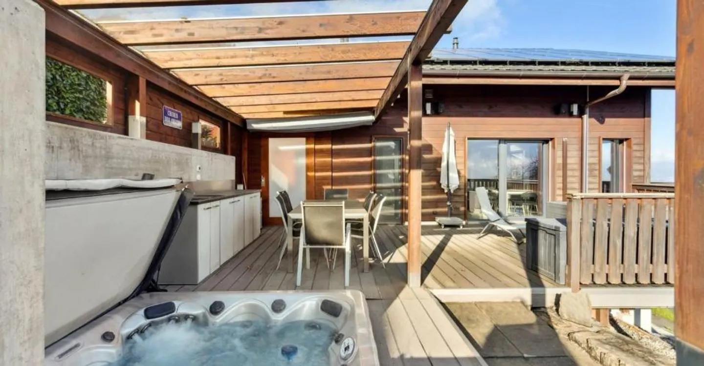 Chalet moderne avec vue imprenable - Photo 3 sur 13
