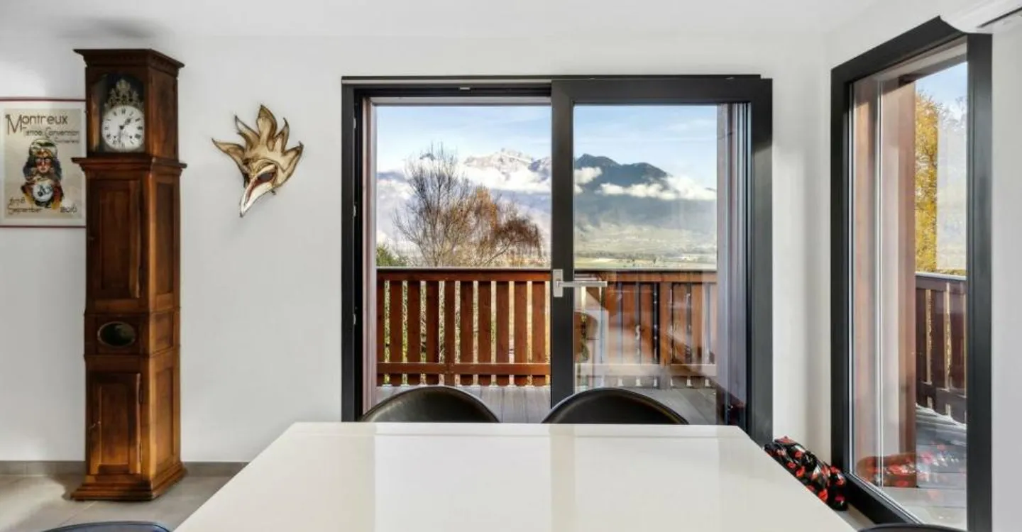 Chalet moderne avec vue imprenable - Photo 6 sur 13