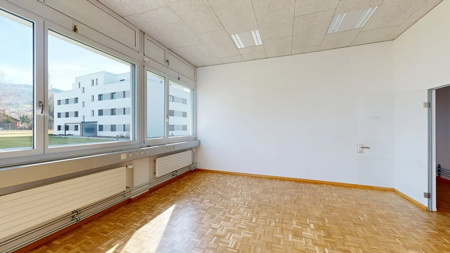 Modern and bright office spaces with flexible use - Photo 4 of 13