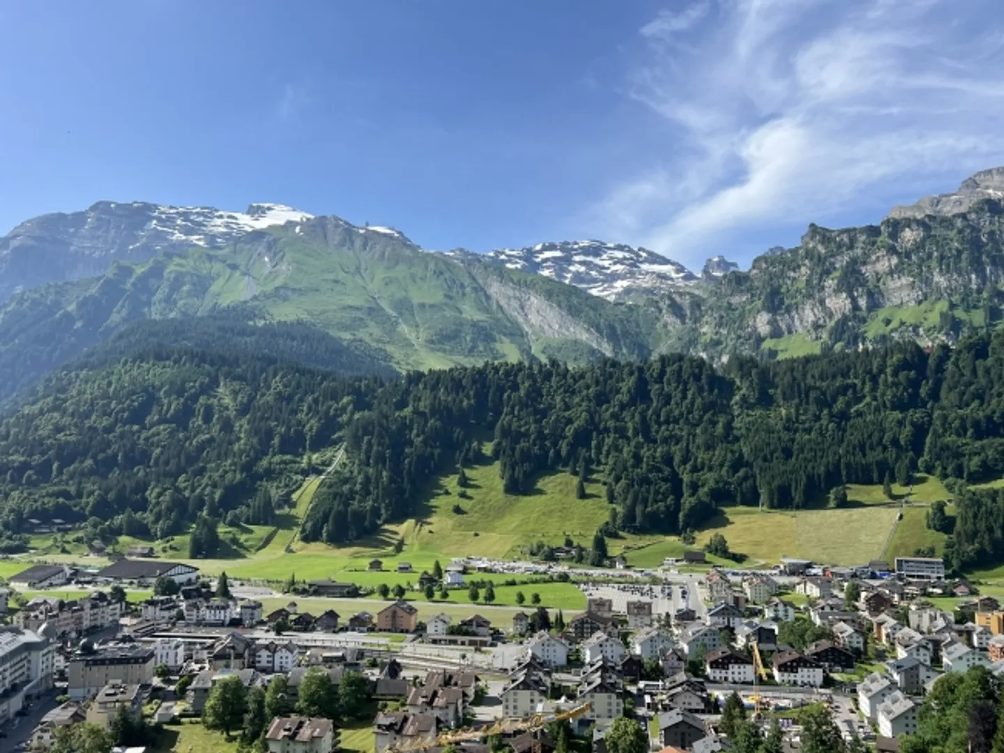 «Hoch oben leben mit Aussicht – einzigartig und nachhaltig» - Foto 14 di 16