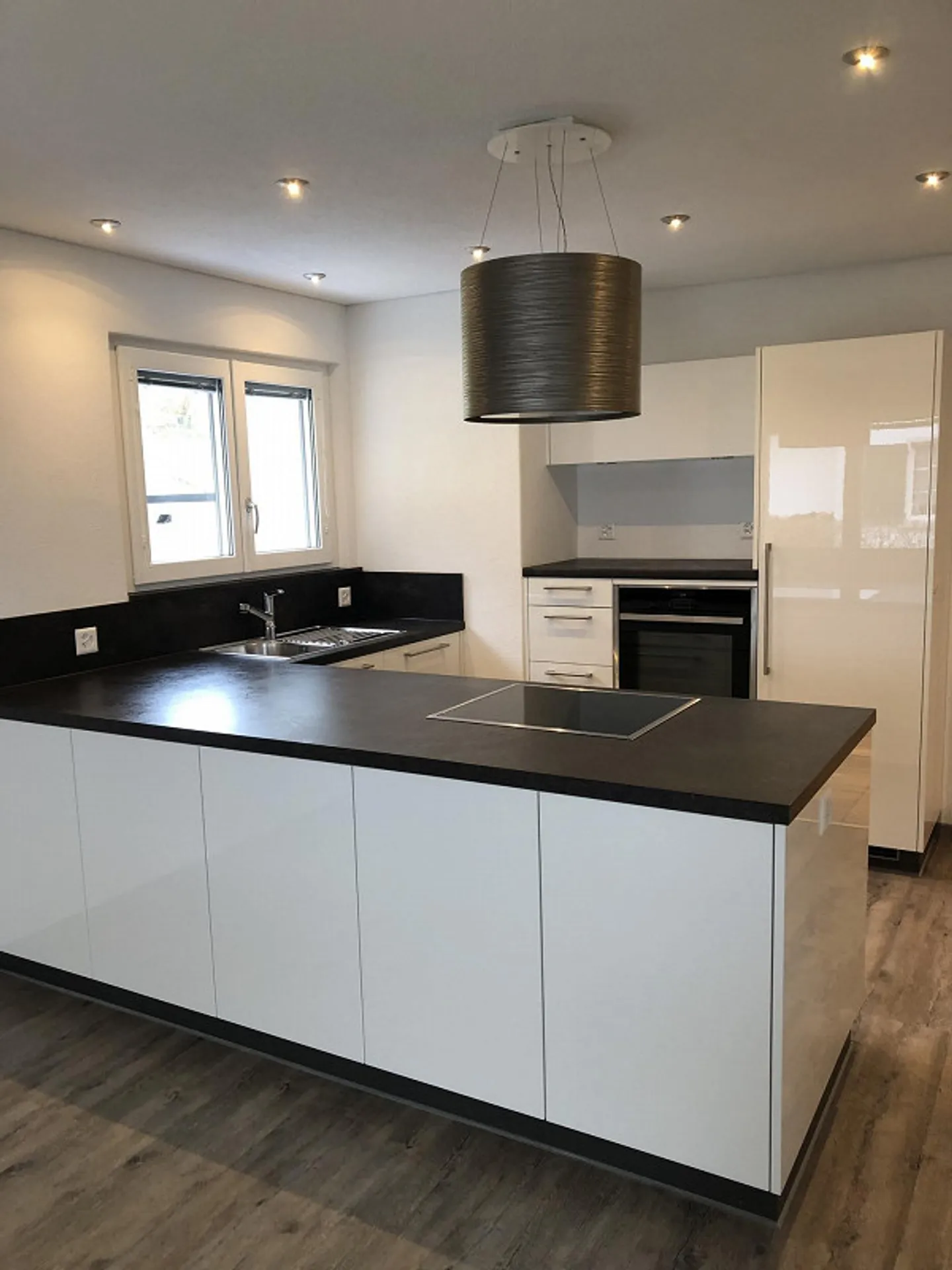 Ampia esperienza abitativa: casa unifamiliare con 7 camere a Lienz - Foto 1 di 13
