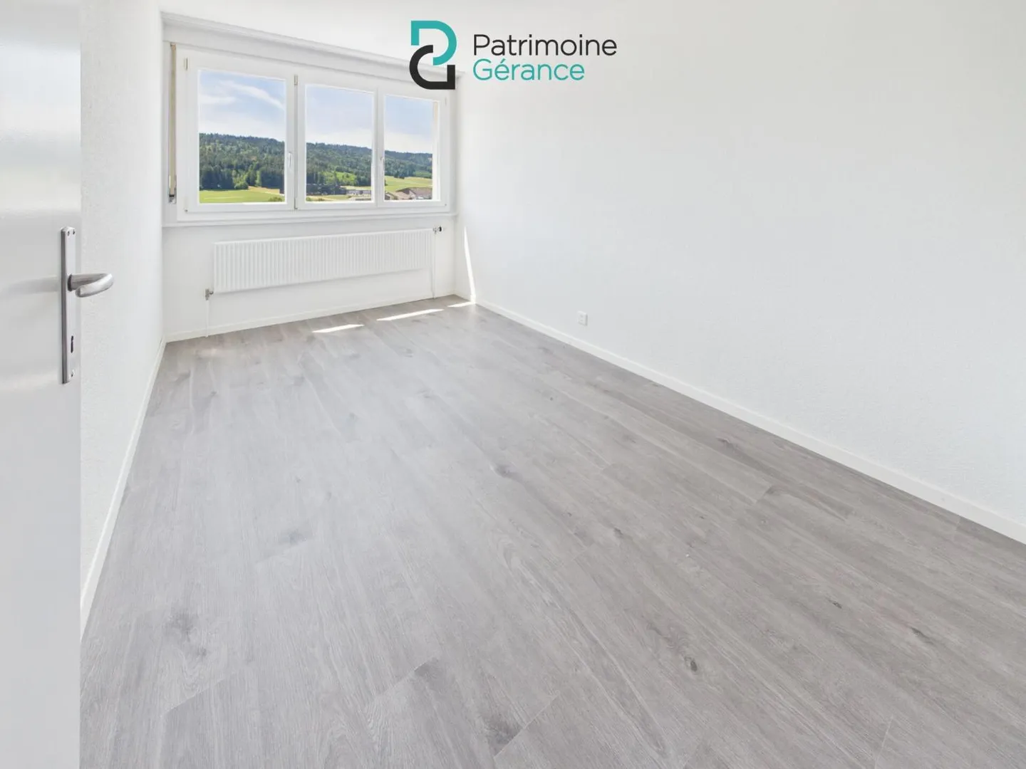 Renovated! 3-room apartment on the 7th floor - Photo 8 of 12