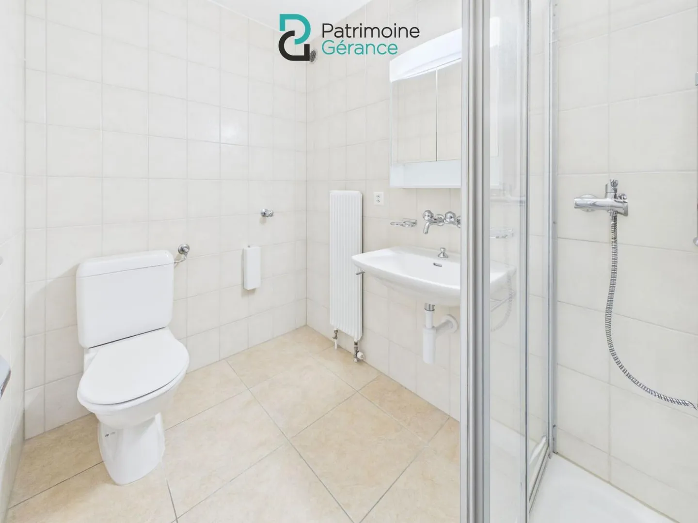 Renovated! 3-room apartment on the 7th floor - Photo 9 of 12