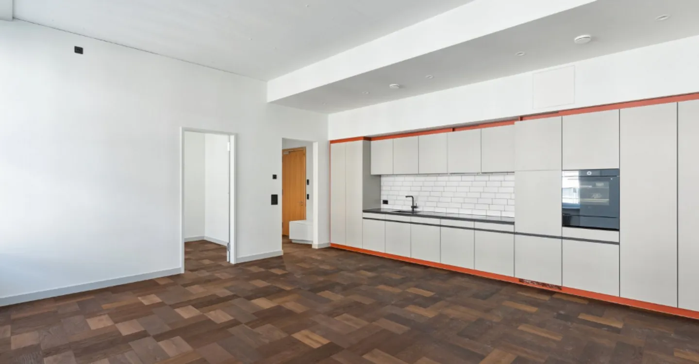 Modern 3.5 Room Apartment - Photo 2 of 9