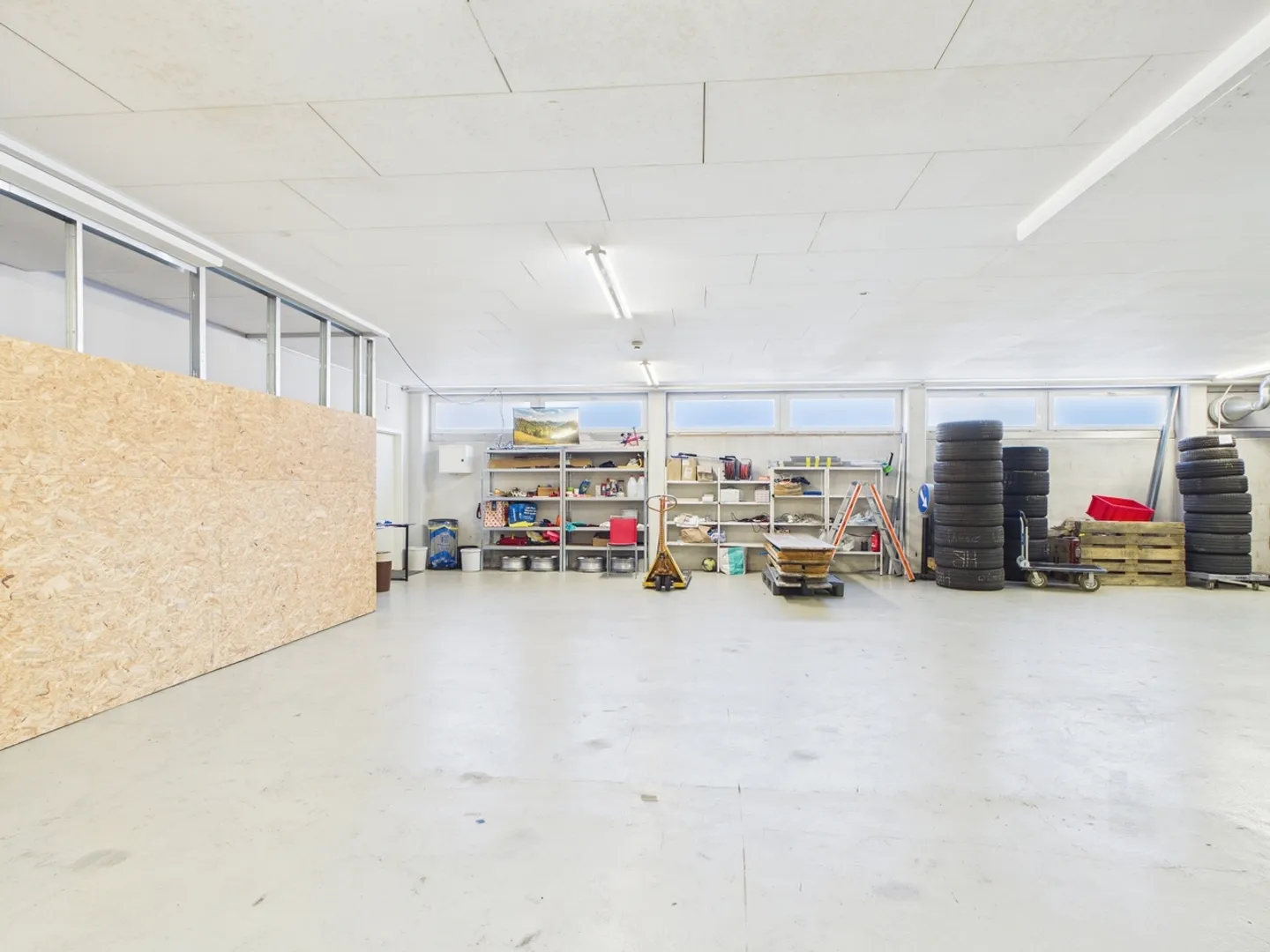 Espace Commercial Polyvalent - Photo 6 sur 7