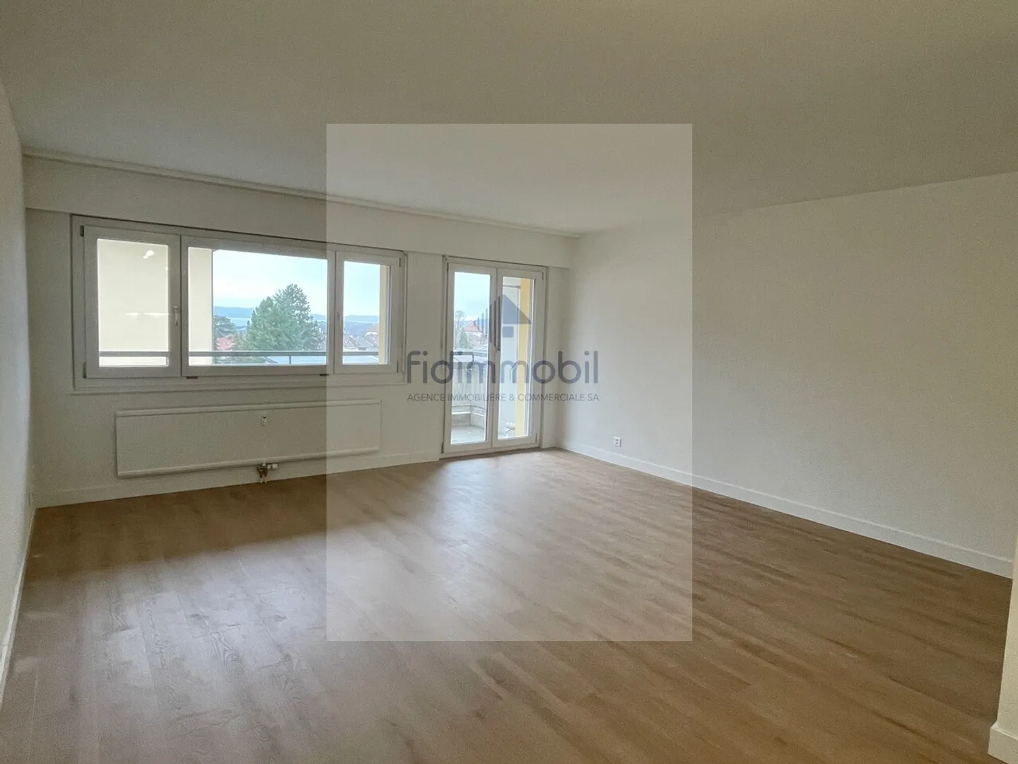 Fully renovated 3.5 room apartment - Photo 1 of 8