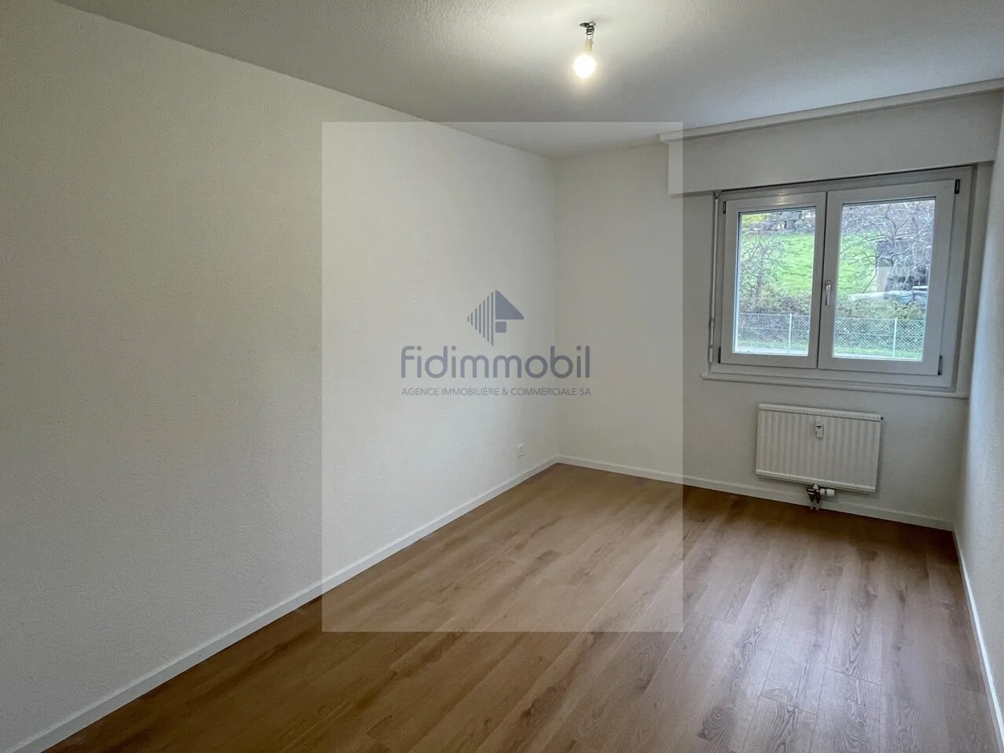 Fully renovated 3.5 room apartment - Photo 6 of 8