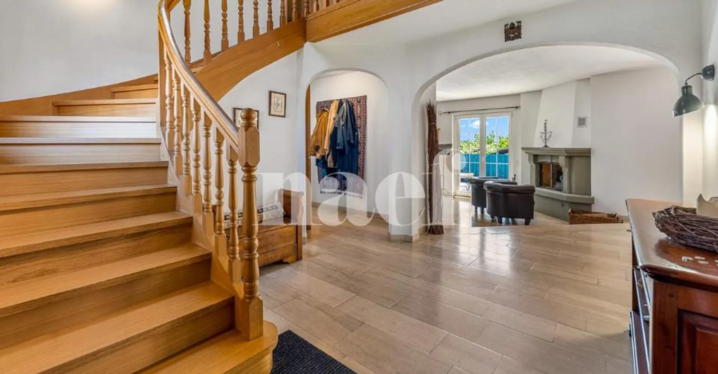 Casa indipendente di 5,5 locali con piscina in vendita a Neyruz - Foto 5 di 12