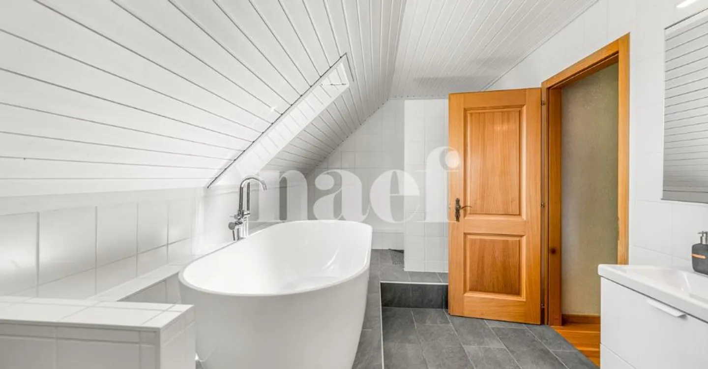 Casa indipendente di 5,5 locali con piscina in vendita a Neyruz - Foto 10 di 12