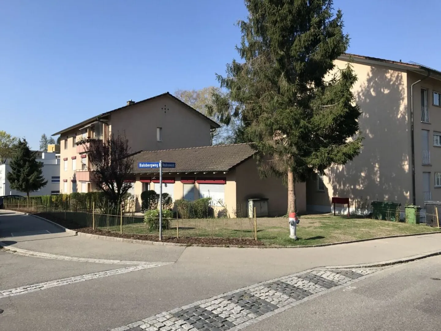 Apartment for rent - Photo 1 of 4