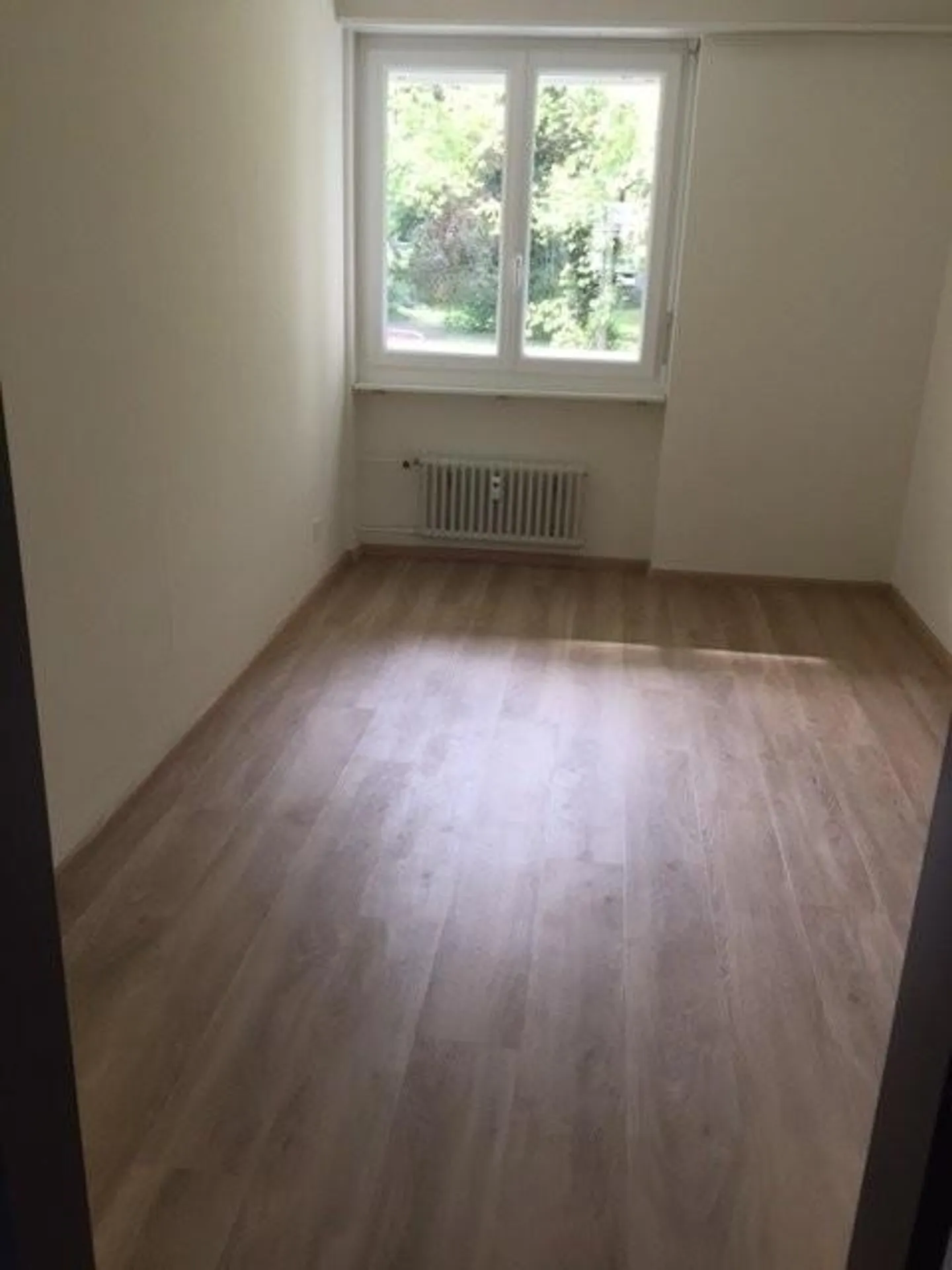 Appartement spacieux et lumineux de 4,5 pièces à distance de marche de la gare - Photo 5 sur 8