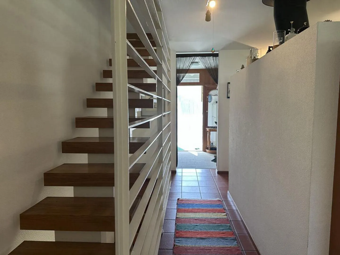 Serenità e Stile: Dimora Elegante di 4,5 Locali con Ampio Giardino ... - Foto 11 di 13