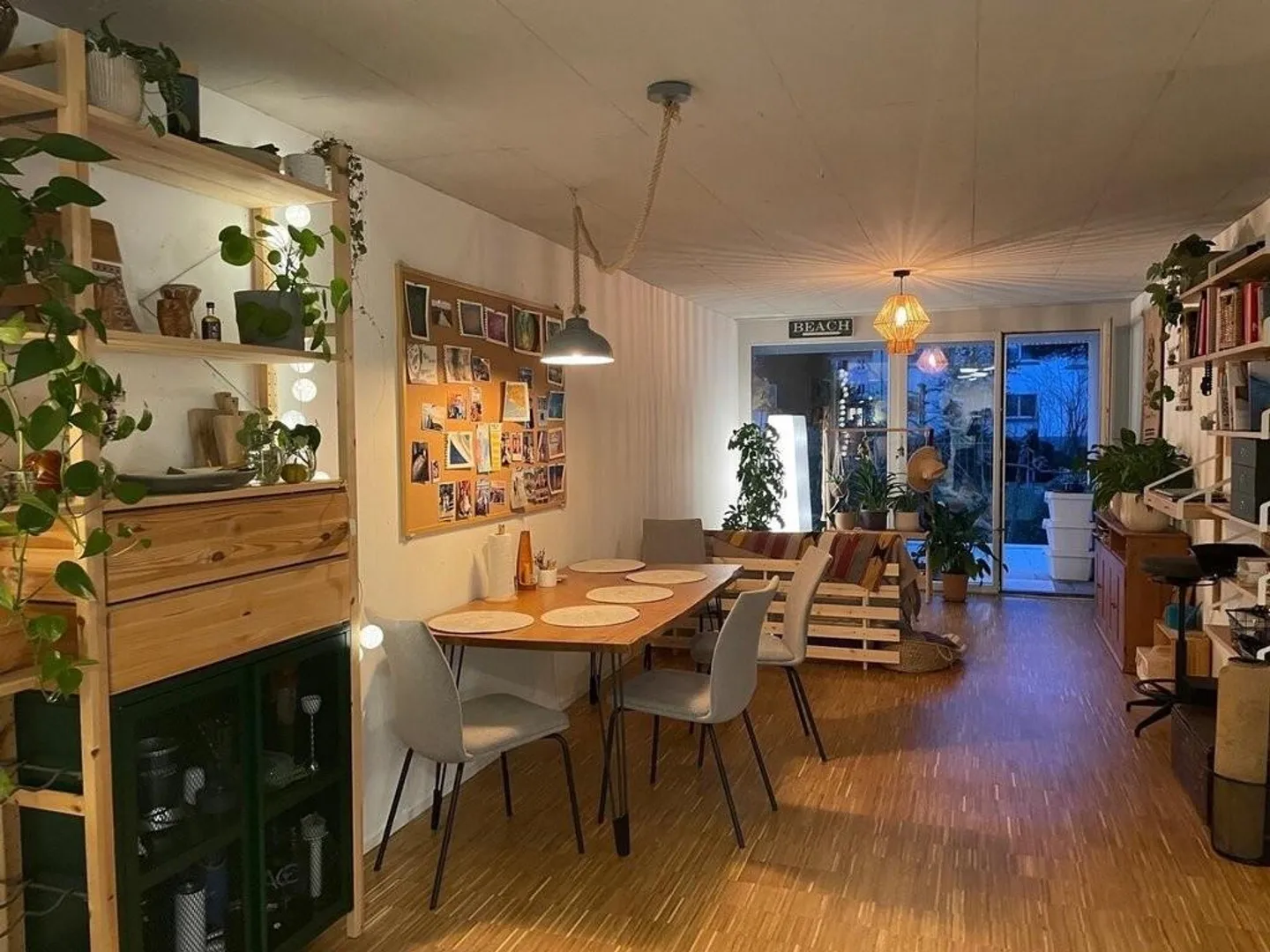 Appartement 2,5 pièces dans un nouveau bâtiment de première classe ! - Photo 2 sur 6