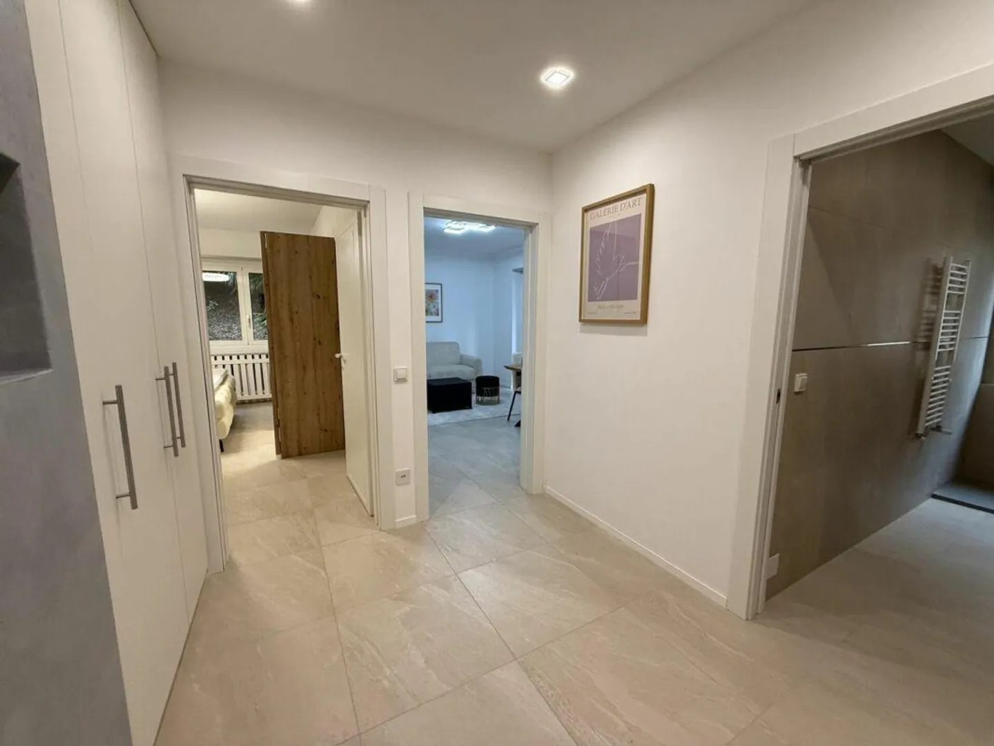 MASSAGNO - 3,5 STANZE BEN RISTRUTTURATE - GIARDINO PRIVATO - Foto 2 di 12