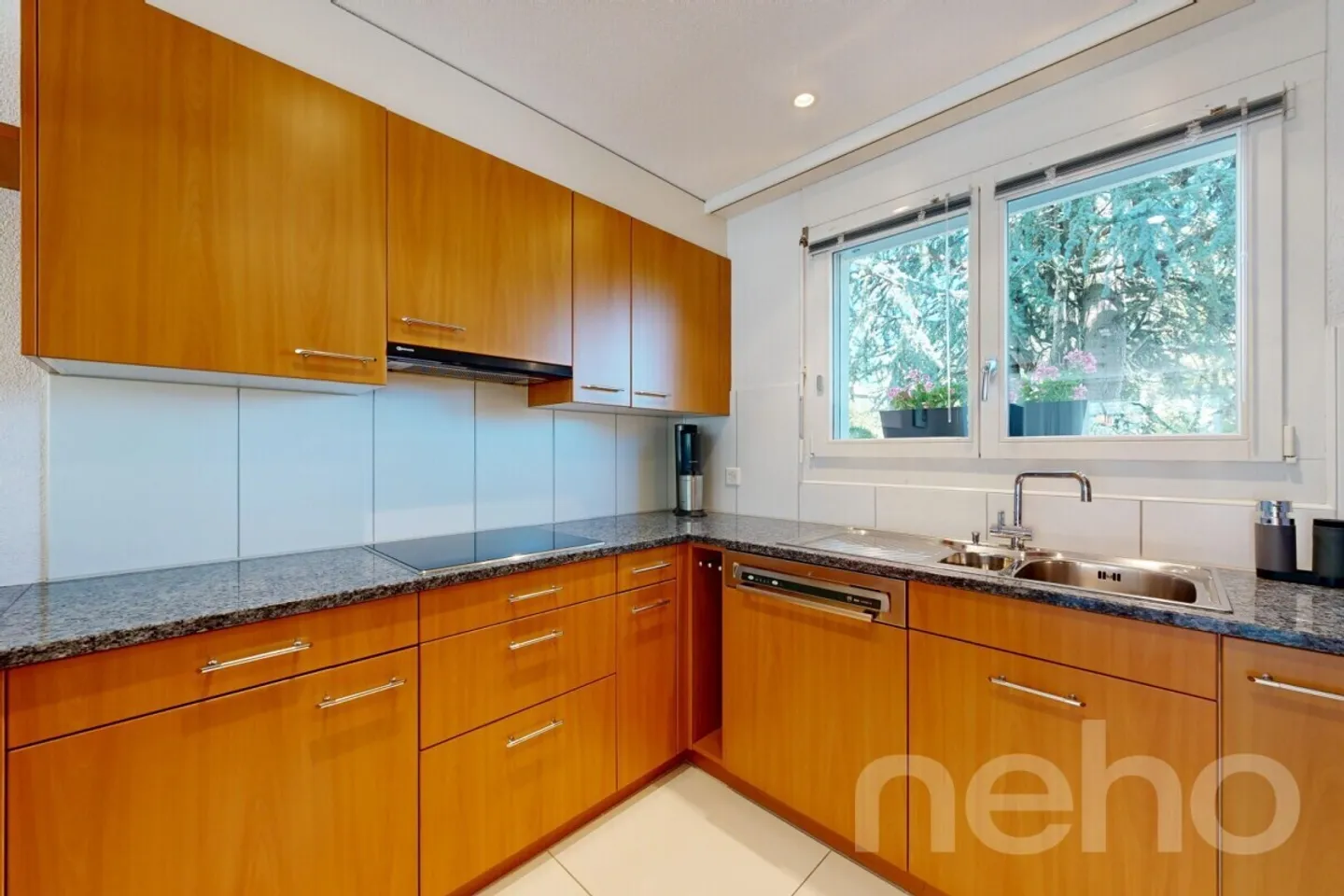 Attractive 4.5-Room Semi-Detached House - Photo 5 of 12