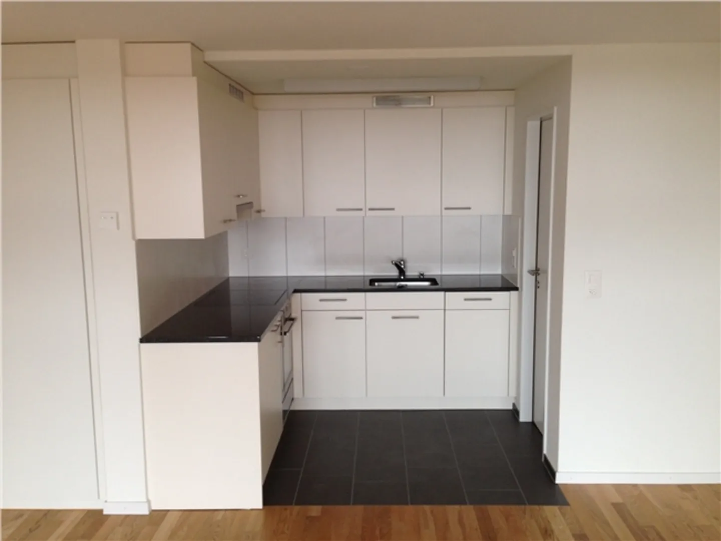 Appartement moderne et central de 1 chambre - Photo 6 sur 7