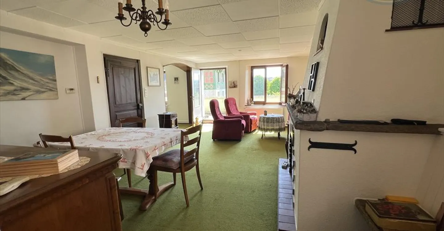 7-room house - Photo 2 of 10
