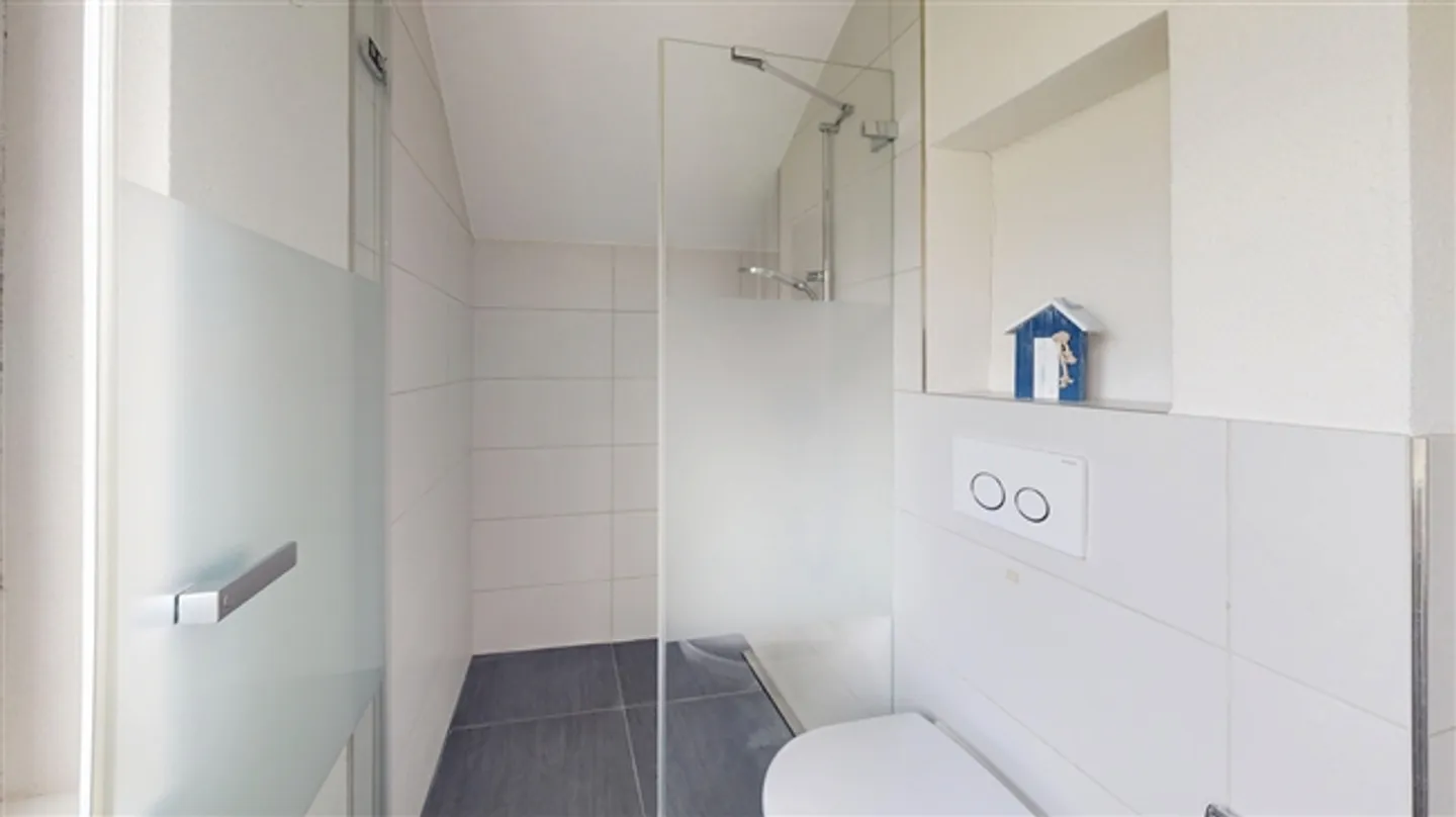 Casa unifamiliare indipendente di 5,5 stanze con vista magnifica - Foto 9 di 20