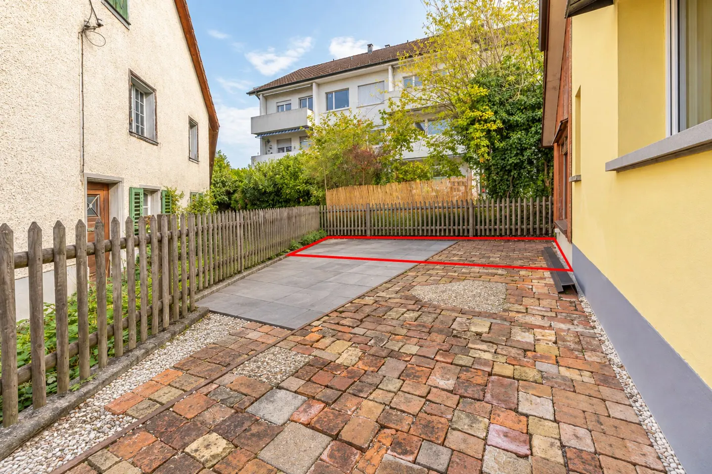 Versatile Triplex and Maisonnette - Photo 20 of 21