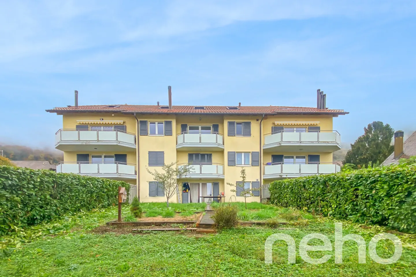 Duplex di carattere di 132 m² nel centro del pittoresco villaggio di Baulmes - Foto 2 di 12
