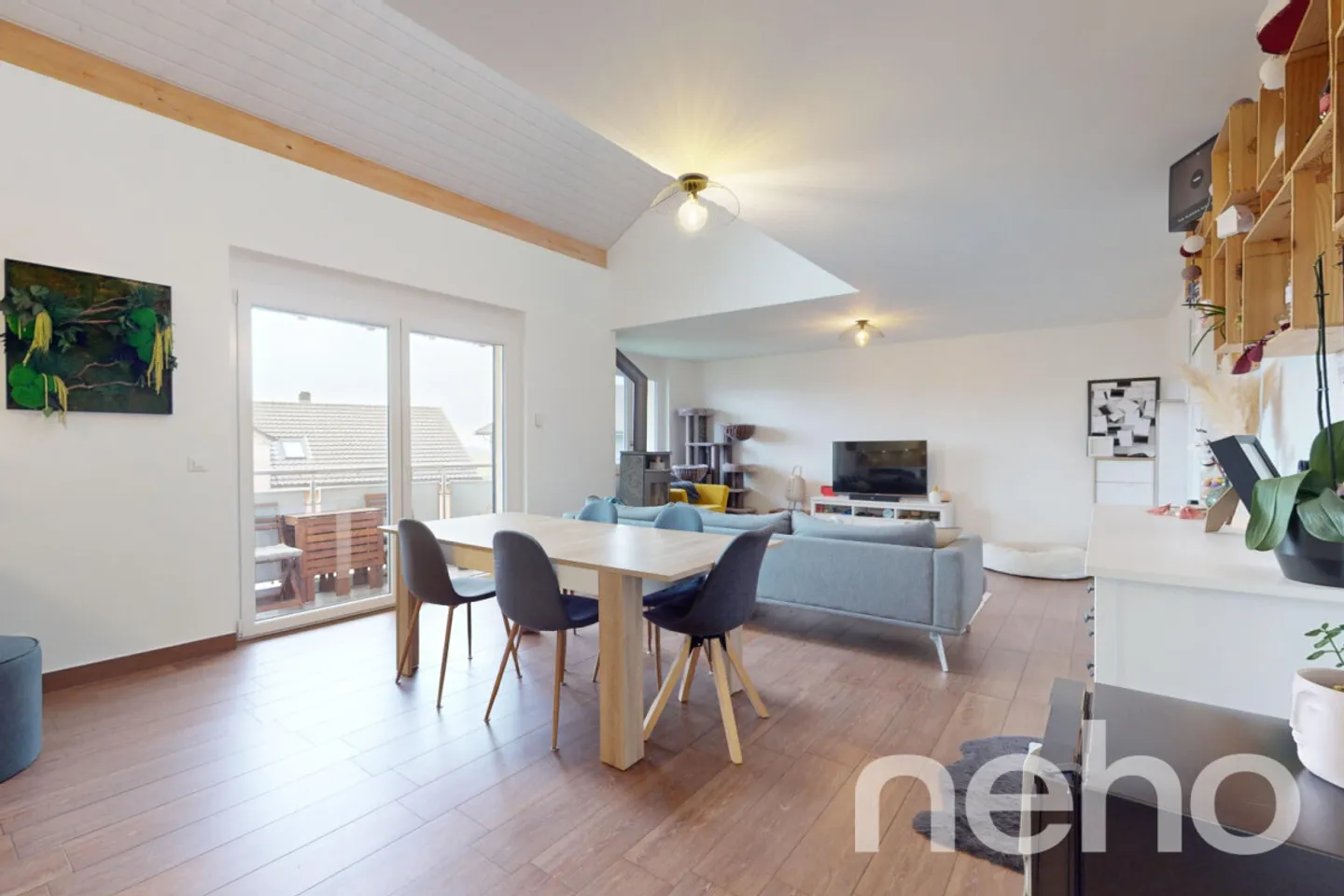 Duplex di carattere di 132 m² nel centro del pittoresco villaggio di Baulmes - Foto 6 di 12