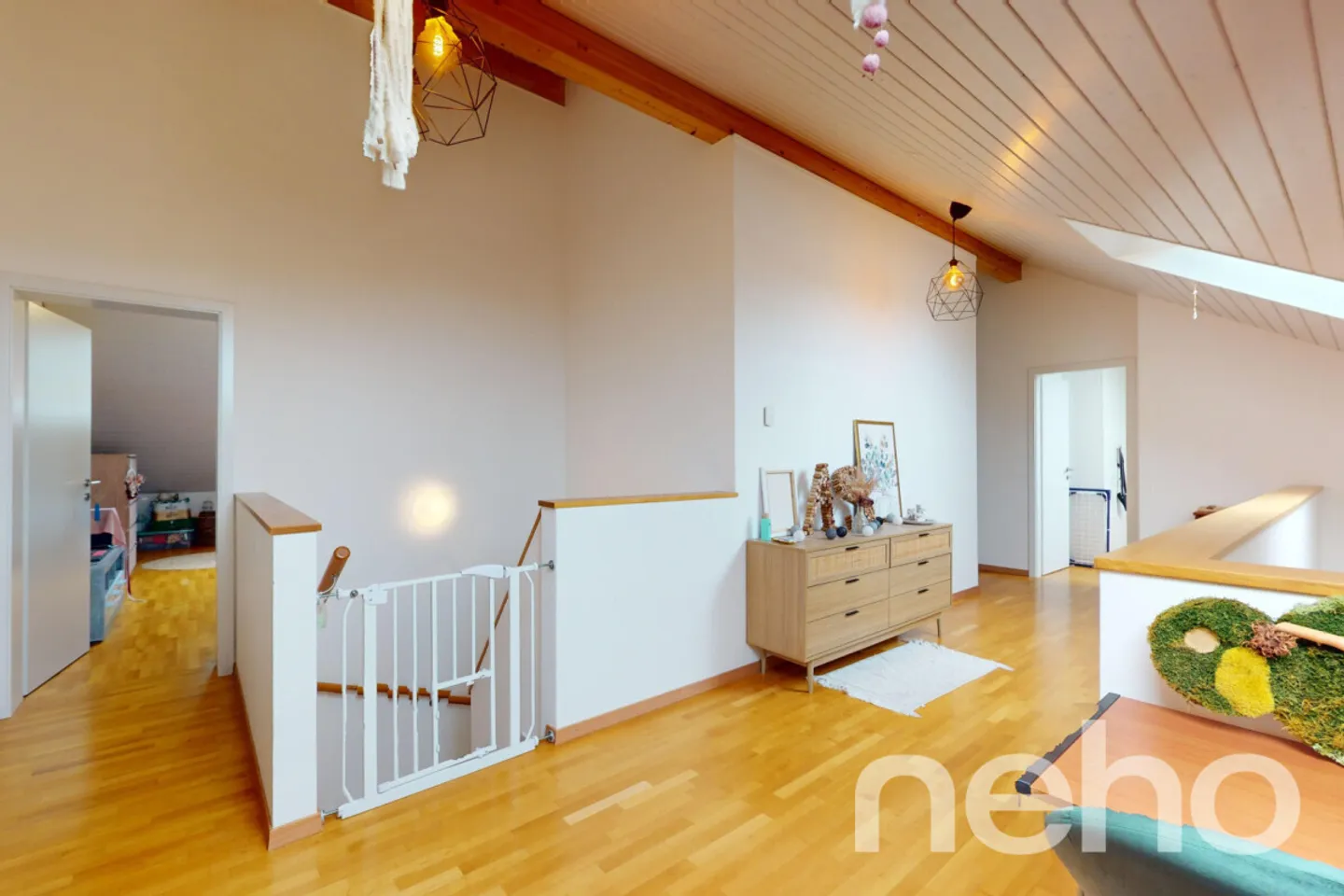 Duplex di carattere di 132 m² nel centro del pittoresco villaggio di Baulmes - Foto 10 di 12
