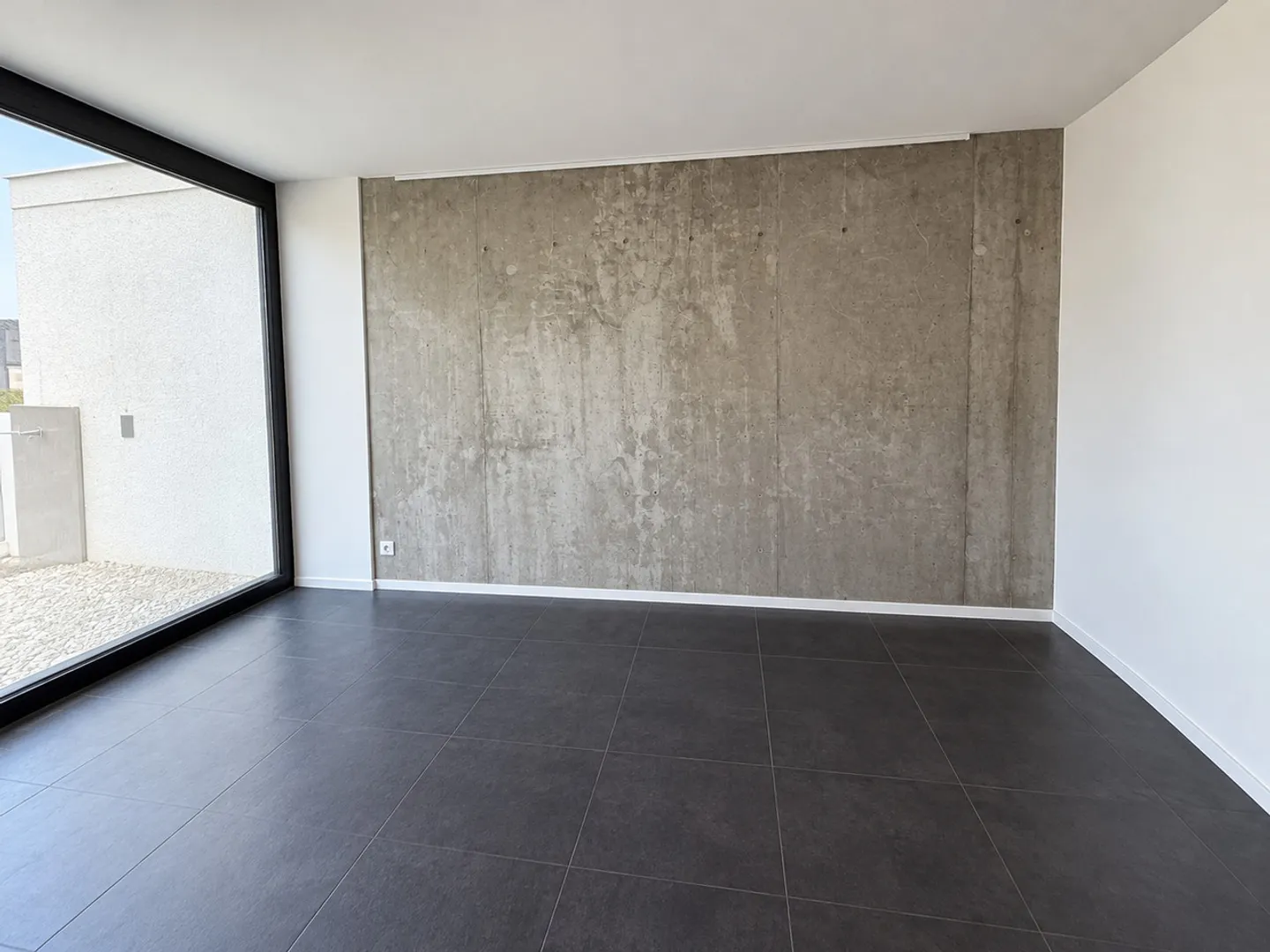Magnifique appartement de 2.5 pièces en attique moderne à Sion - Foto 5 von 6