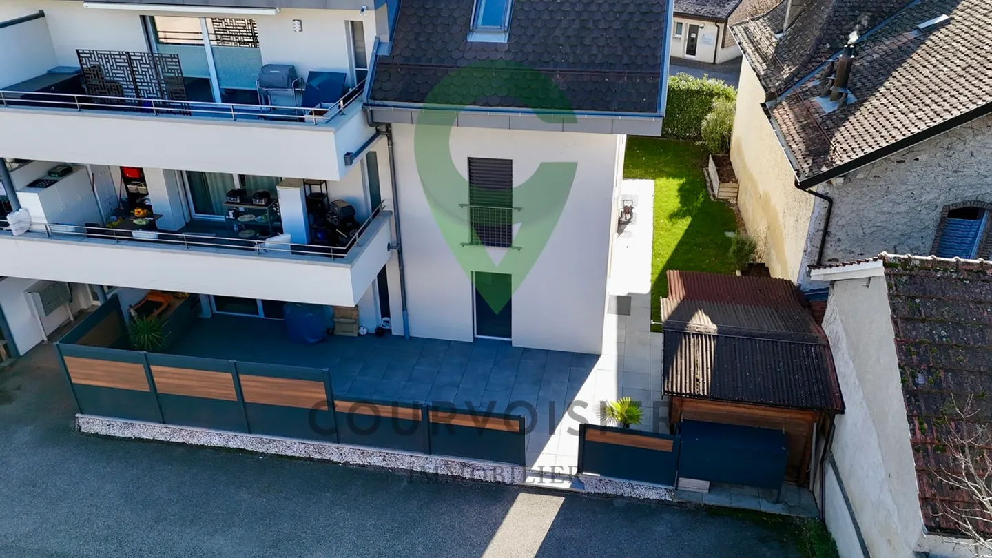 Magnifique appartement PPE de 4,5 pièces en rez-de-jardin - Photo 10 sur 11