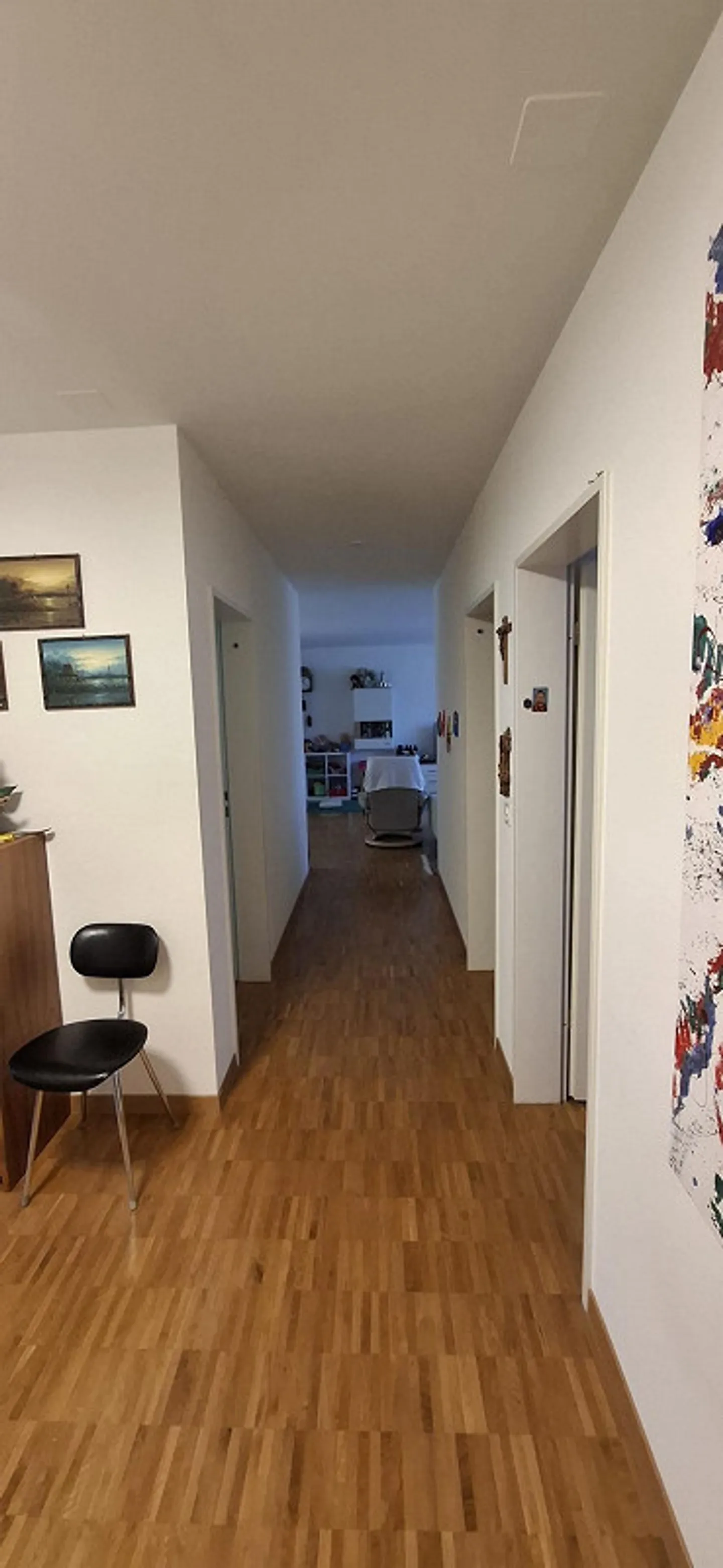 Sissach emplacement parfait - appartement 4.5 pièces (4450) - Photo 4 sur 12