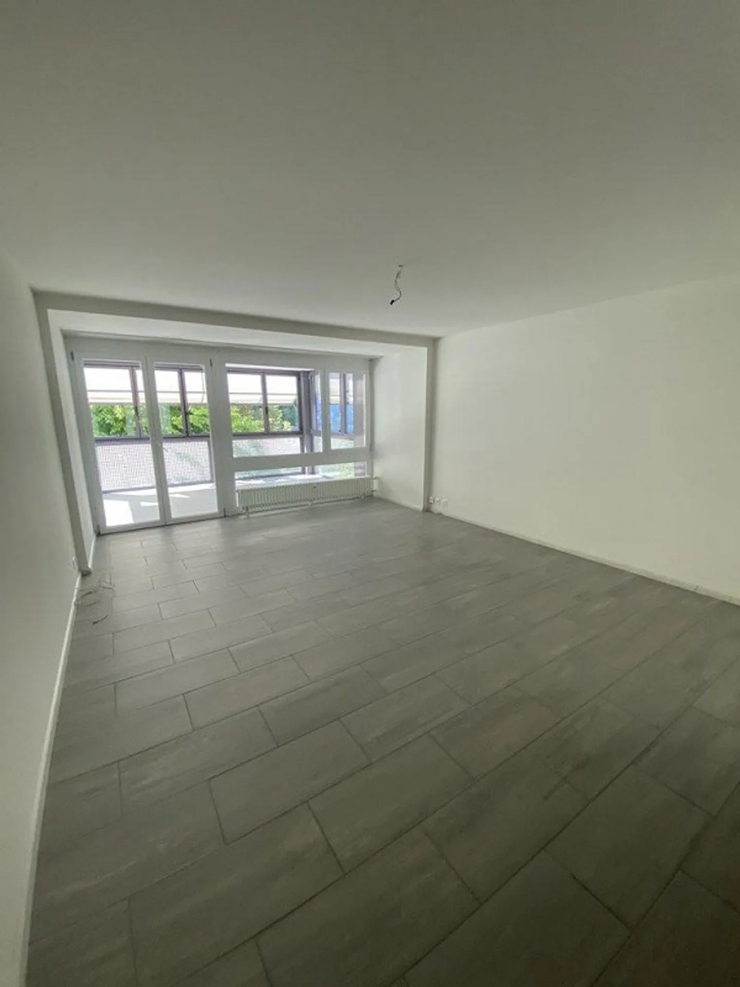 Appartamento moderno in una proprietà ben tenuta - Foto 4 di 10