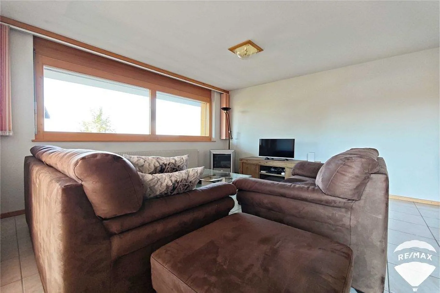 Appartement avec 3,5 pièces et une grande terrasse - Photo 2 sur 13