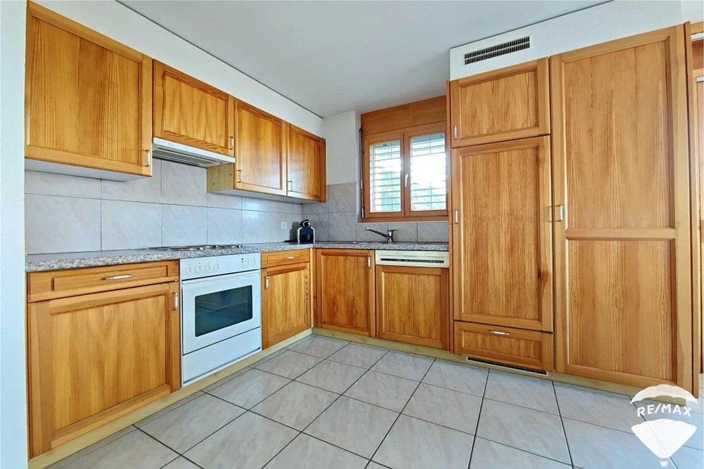 Appartement avec 3,5 pièces et une grande terrasse - Photo 6 sur 13