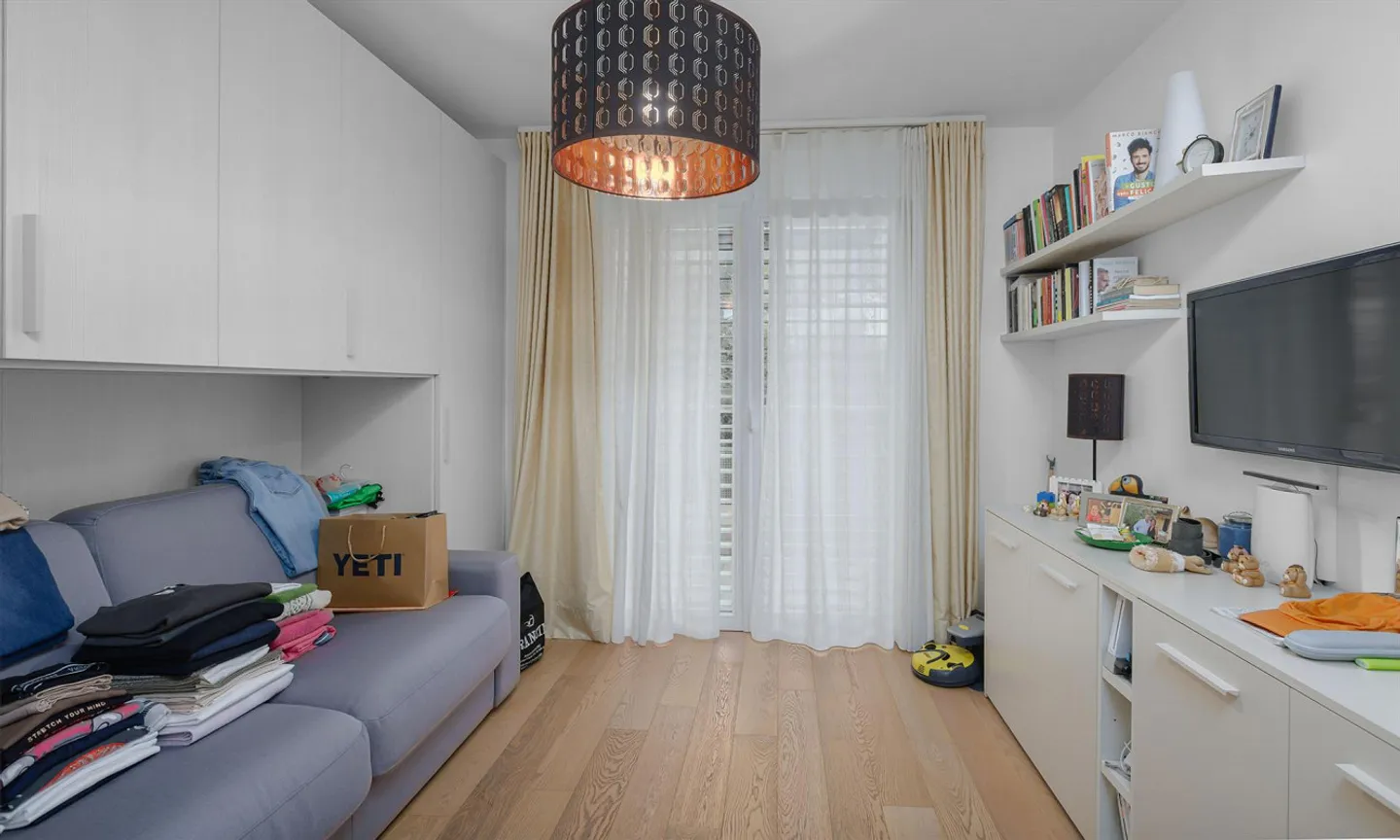 Moderno appartamento di 5,5 stanze con piscina a Pregassona - Foto 6 di 10