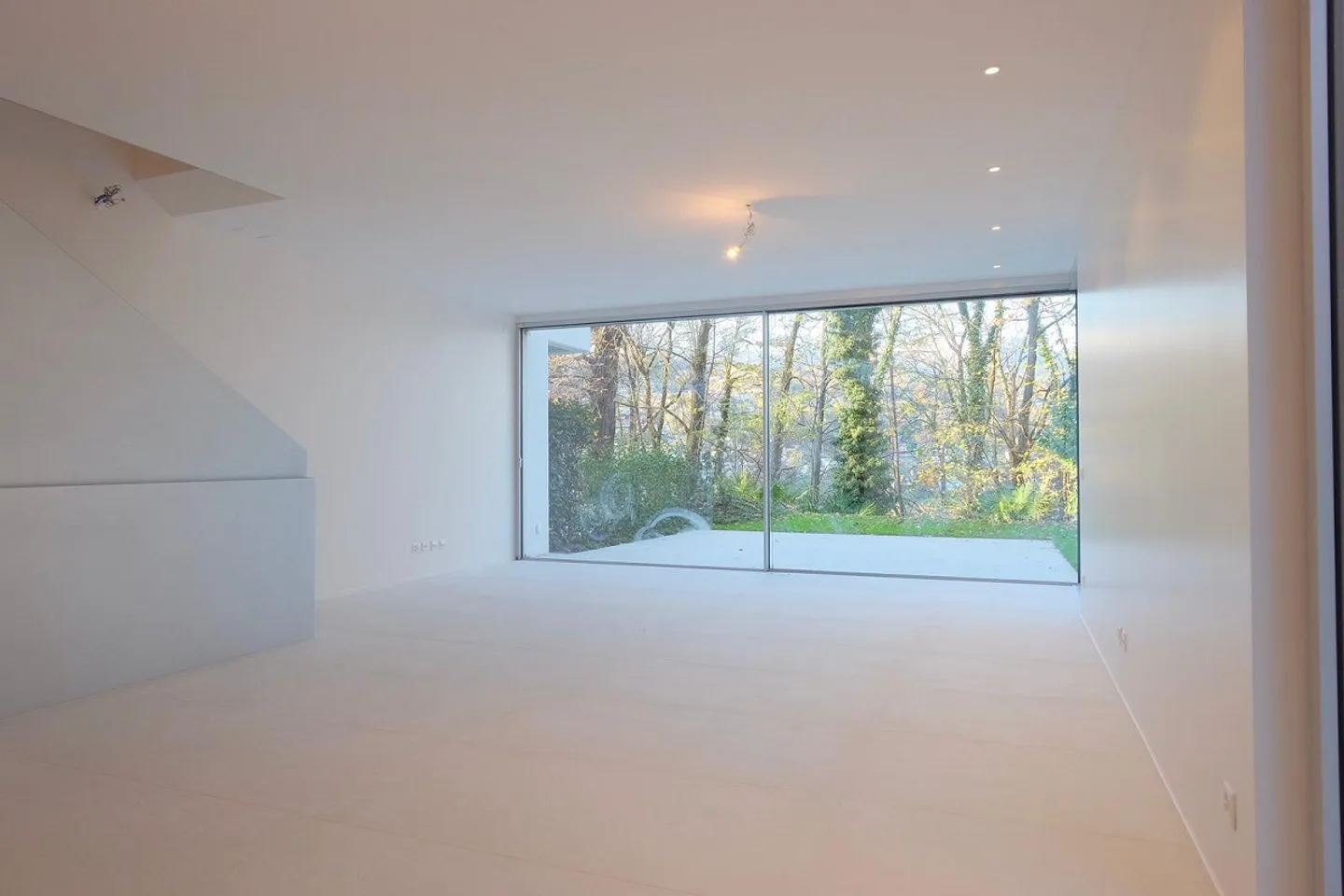 Triplex prestigieux avec ascenseur privé et jardin exclusif - Photo 4 sur 16