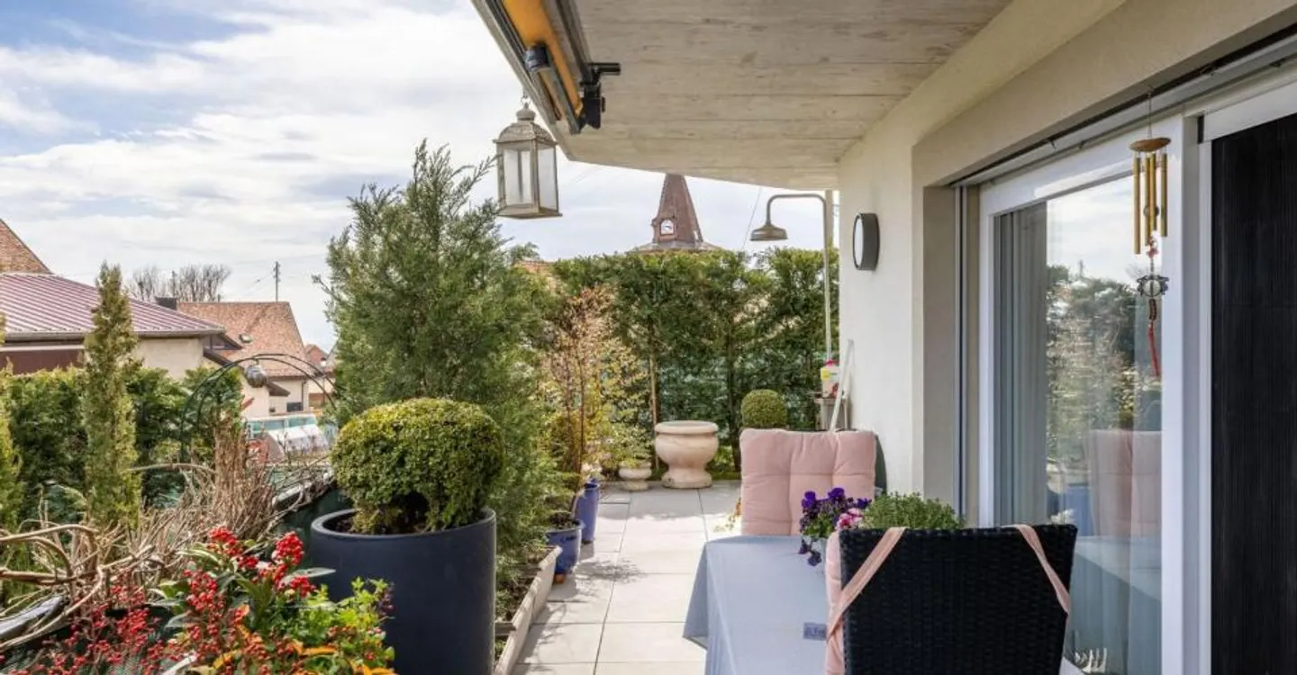 Villa contemporanea a Coppet - Foto 9 di 11