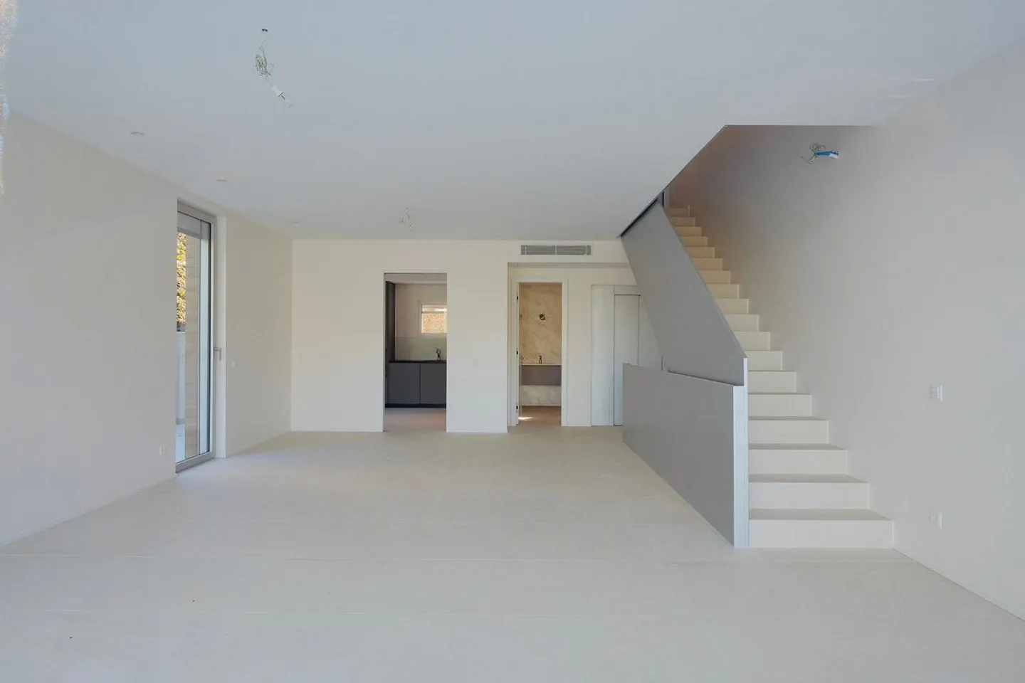 Triplex prestigieux avec ascenseur privé et jardin exclusif - Photo 7 sur 16
