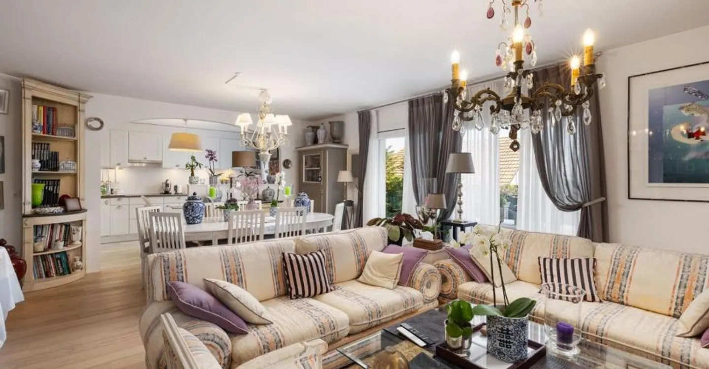 Villa contemporanea a Coppet - Foto 4 di 11