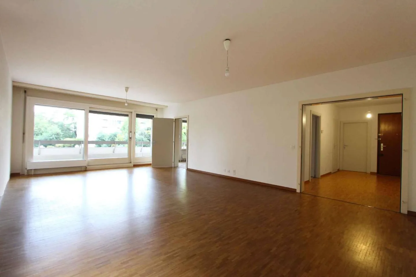 Appartamento 5 locali - Foto 2 di 9