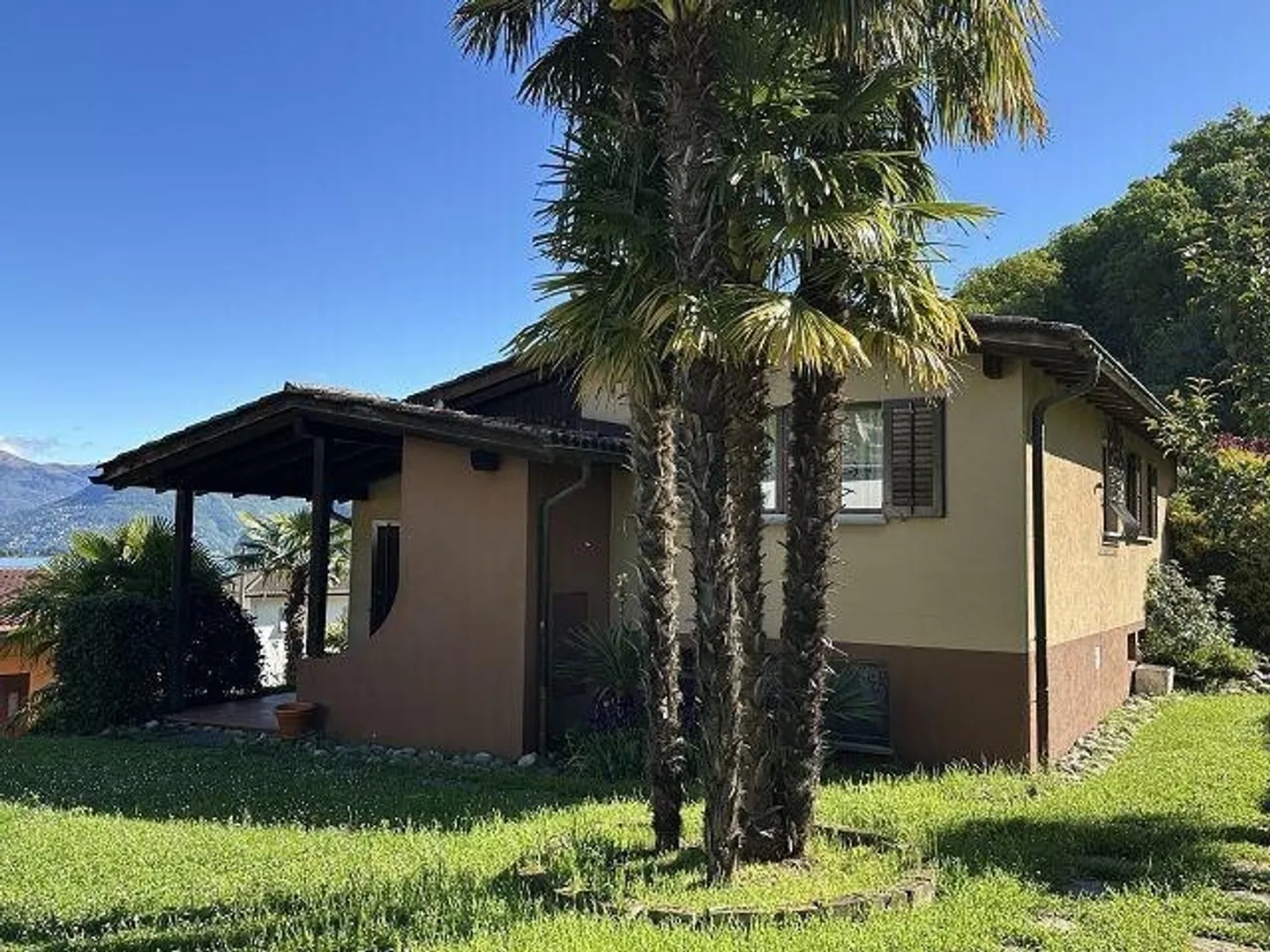 Casa singola in affitto - Foto 1 di 13