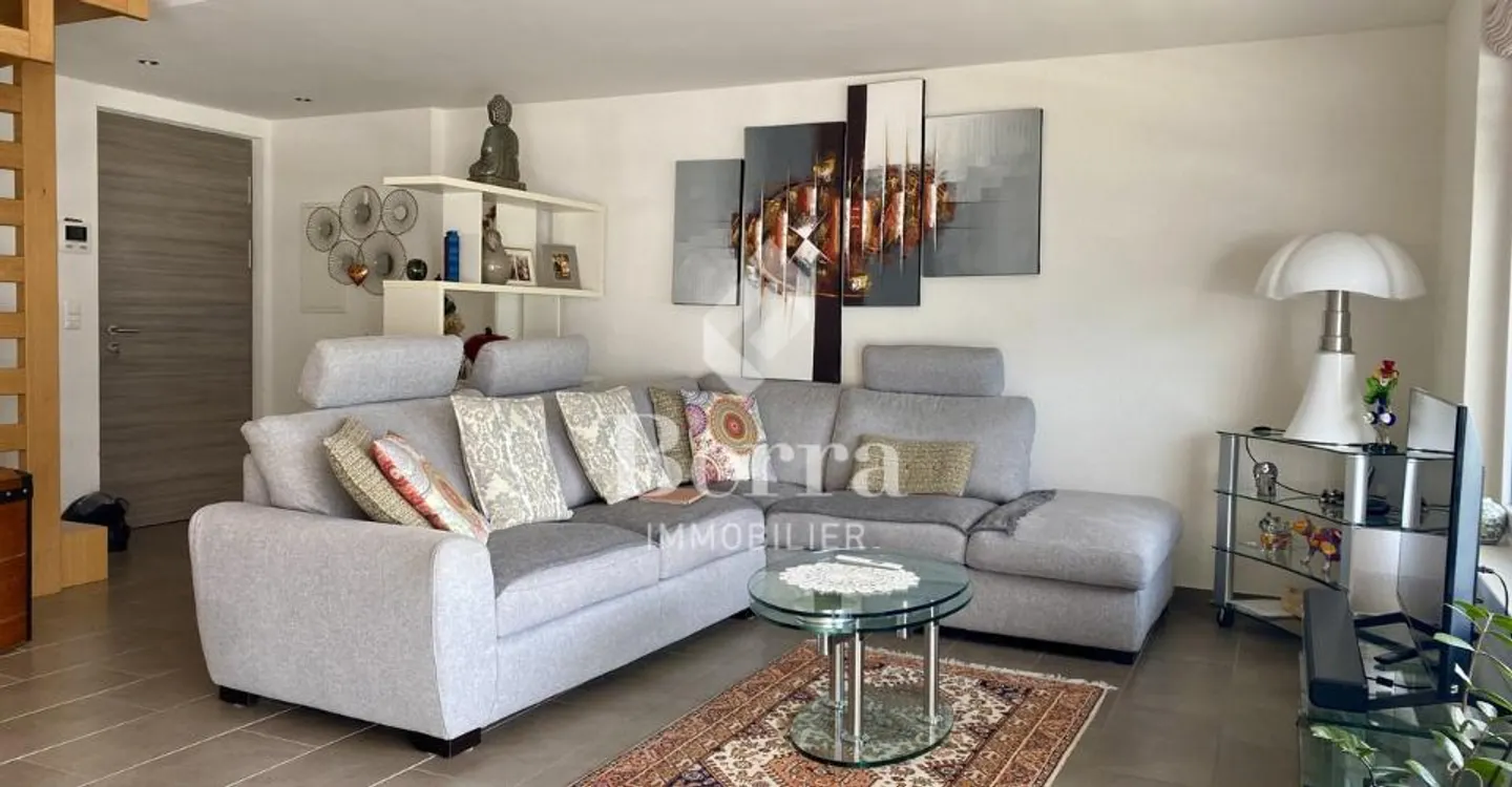 Superb duplex - Photo 4 of 13