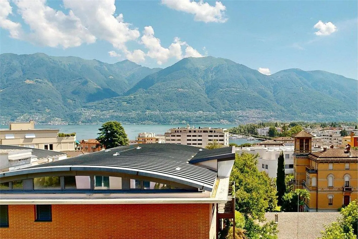 Appartamento di 4.5 locali con vista panoramica - Foto 1 di 13