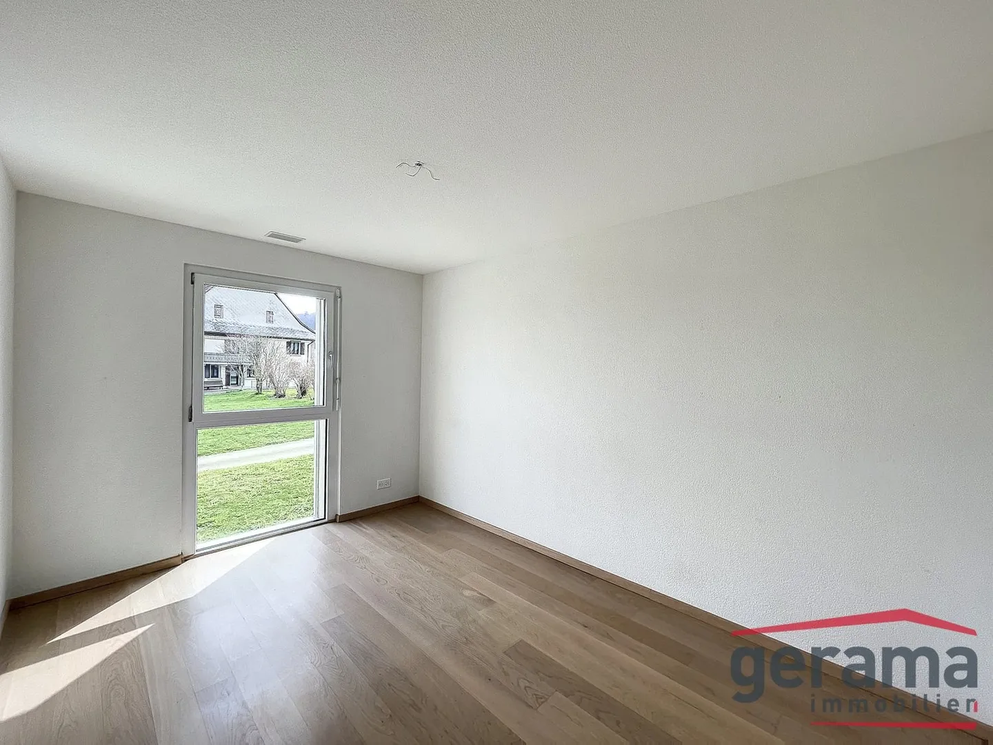 Appartement 4.5 pièces en duplex - Photo 3 sur 8