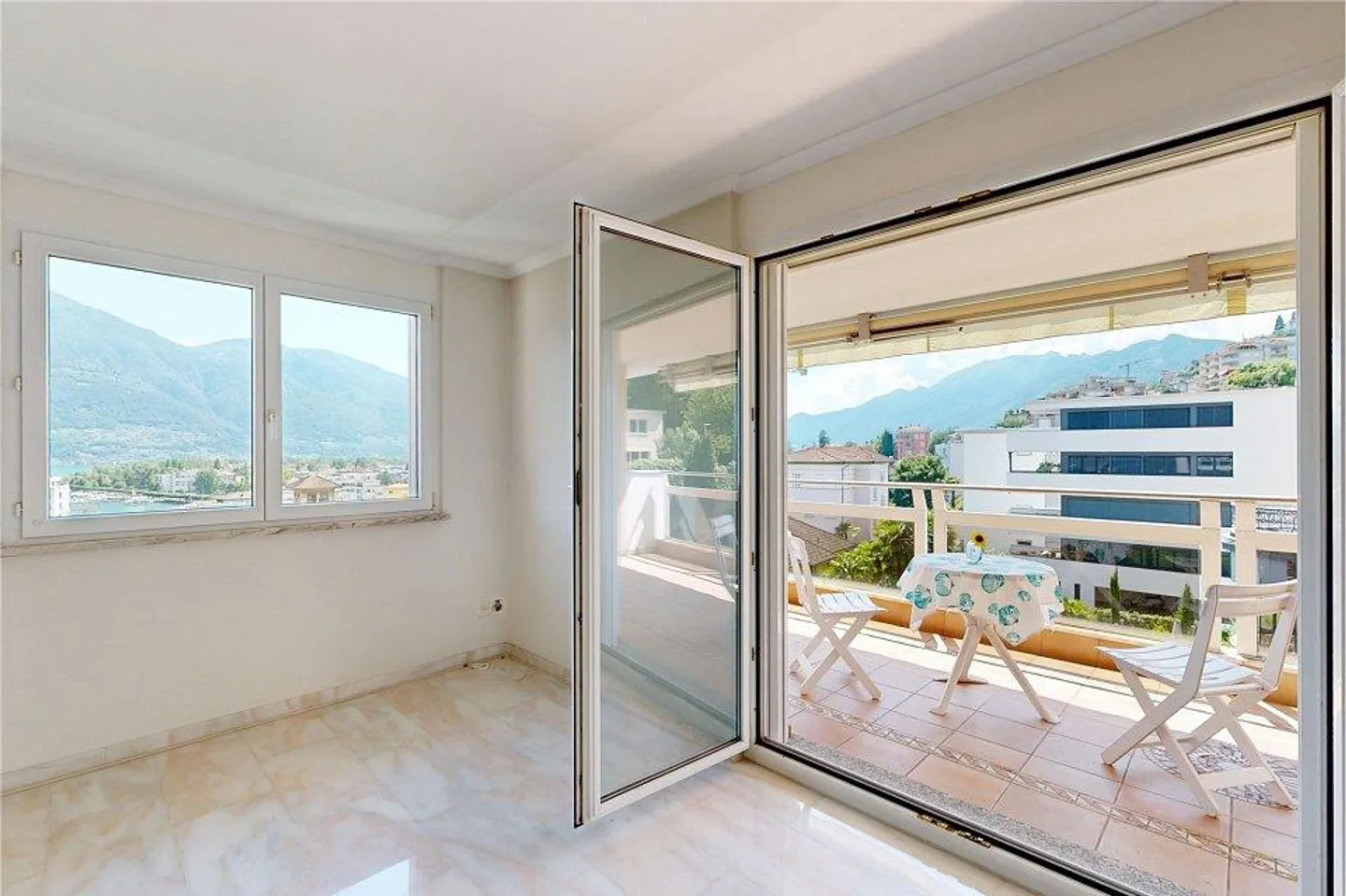 Appartamento di 4.5 locali con vista panoramica - Foto 4 di 13