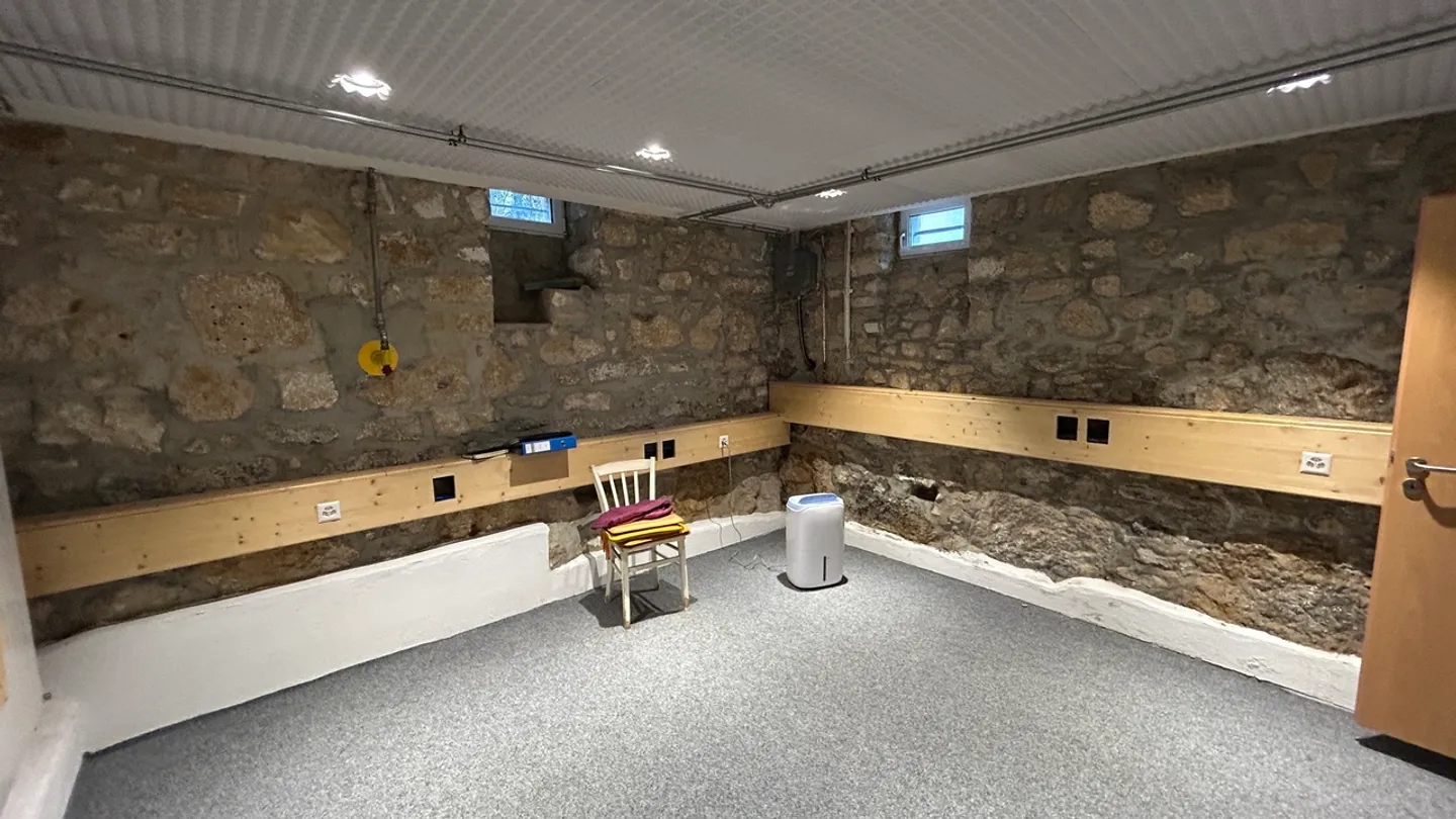 Maison multigénérationnelle avec charme historique à Pratteln - Photo 2 sur 10